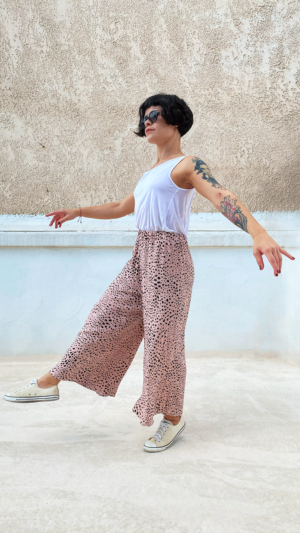 ΠΑΝΤΕΛΟΝΑ-ΡΟΖ-ΜΕ-ΜΑΥΡΕΣ-ΒΟΥΛΕΣ-03